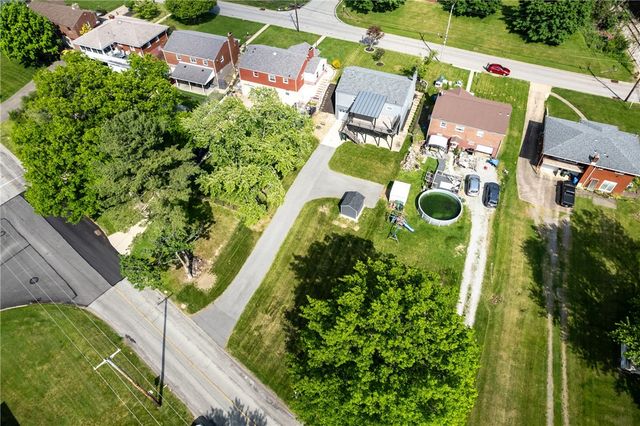 4952 McAnulty Rd, Whitehall, PA 15236