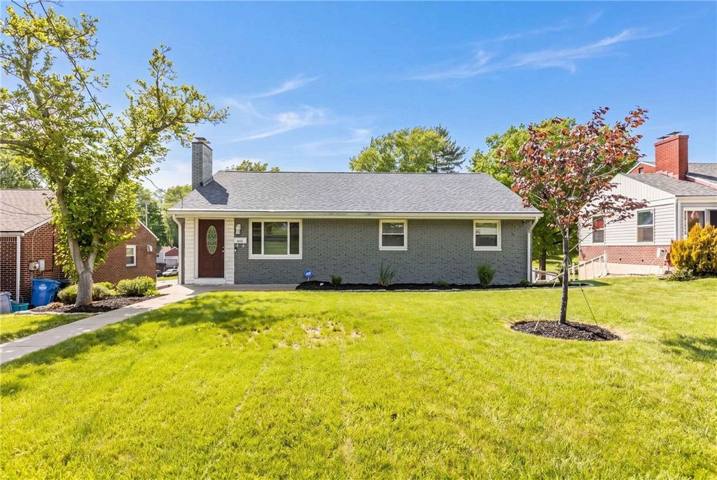 4952 McAnulty Rd, Whitehall, PA 15236