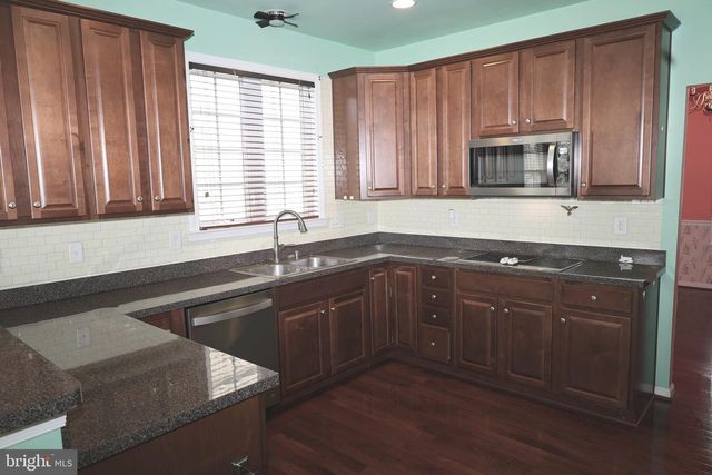 1224 N FAIRFAX BLVD, Ranson, WV 25438