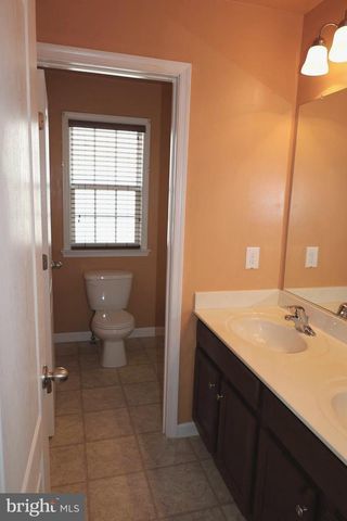 1224 N FAIRFAX BLVD, Ranson, WV 25438