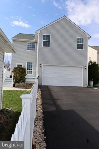 1224 N FAIRFAX BLVD, Ranson, WV 25438