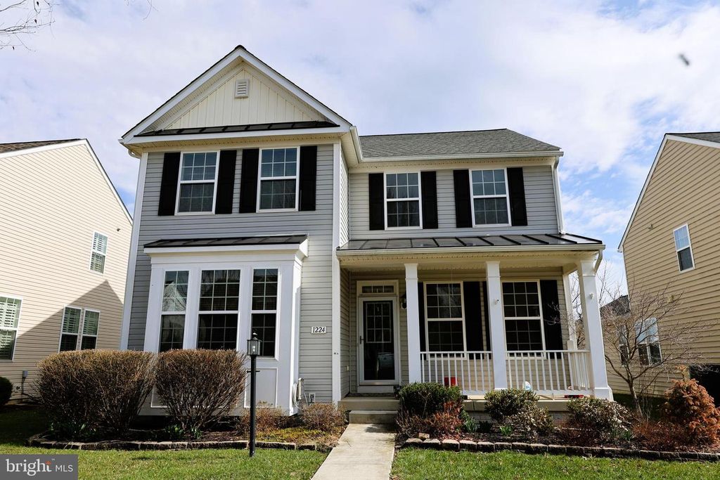 1224 N FAIRFAX BLVD, Ranson, WV 25438