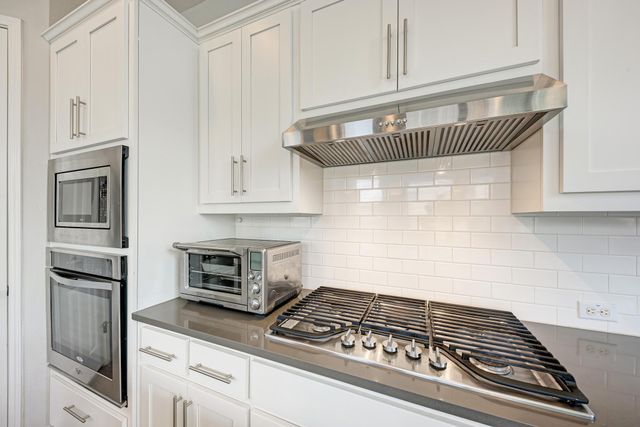 600 E Baylee Love LN, Austin, TX 78717