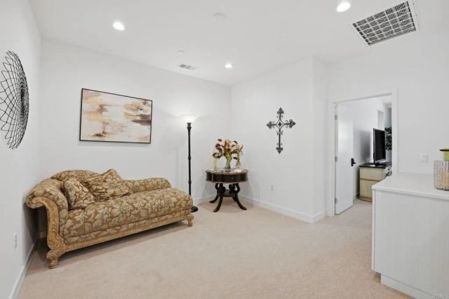 1307 Yannis Court, El Cajon, CA 92109