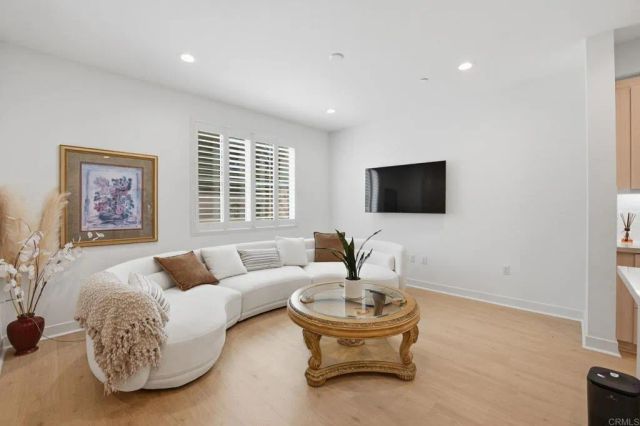 1307 Yannis Court, El Cajon, CA 92109