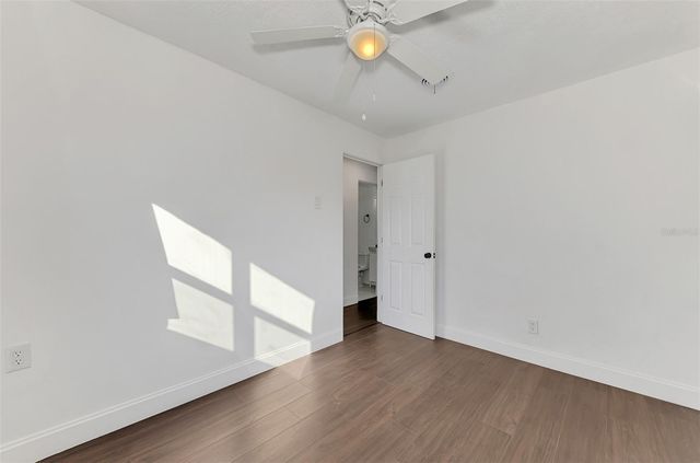 3774 WAKE AVENUE, Sarasota, FL 34240