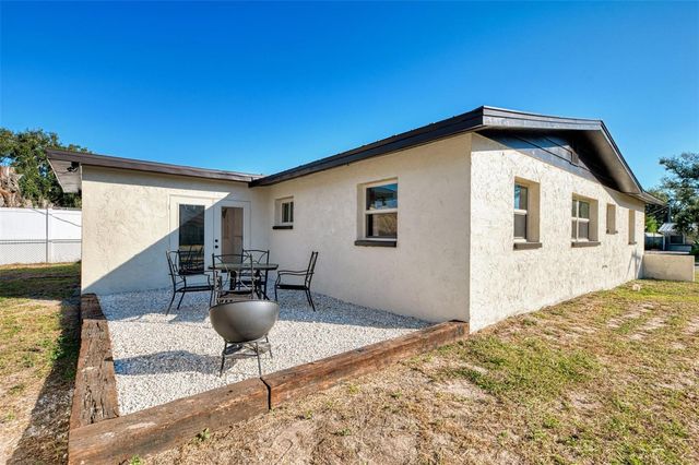 3774 WAKE AVENUE, Sarasota, FL 34240