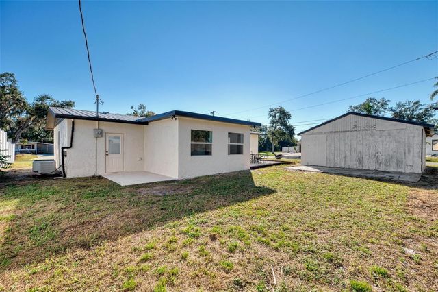 3774 WAKE AVENUE, Sarasota, FL 34240