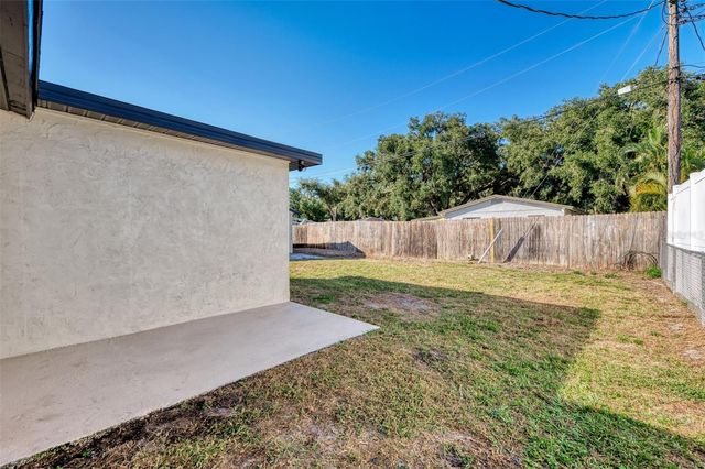 3774 WAKE AVENUE, Sarasota, FL 34240