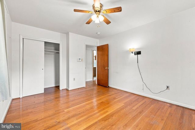 802 YOUNG PL, Frederick, MD 21702