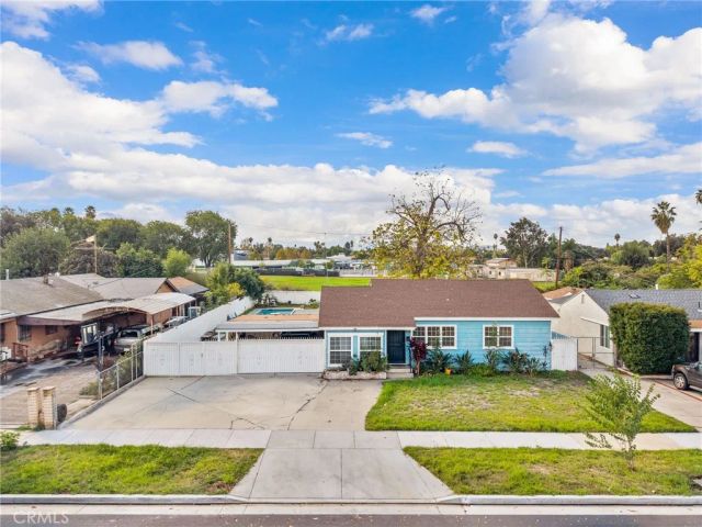 3620 Hoover, Riverside, CA 92504