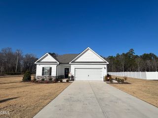 23 Knoll Way, Sanford, NC 27332
