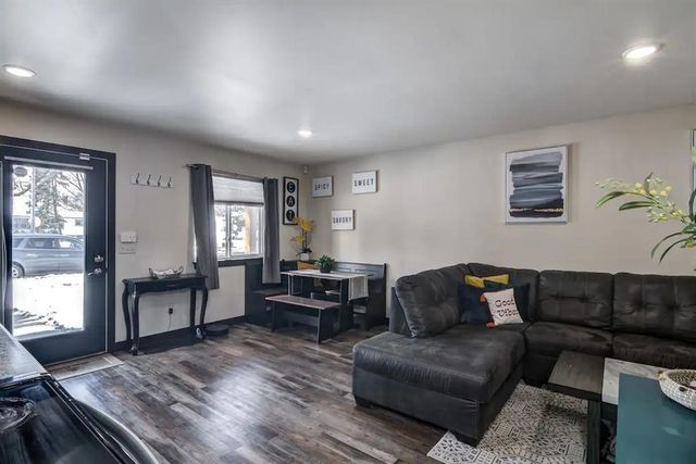 515 Putnam Street, Eau Claire, WI 54703