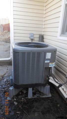 6518 Hamilton Street, Omaha, NE 68132