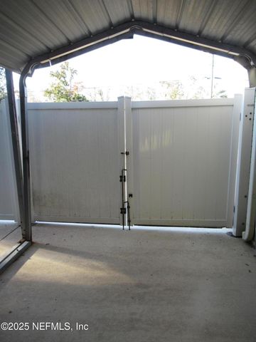 5056 N GREENWAY Drive, Jacksonville, FL 32244