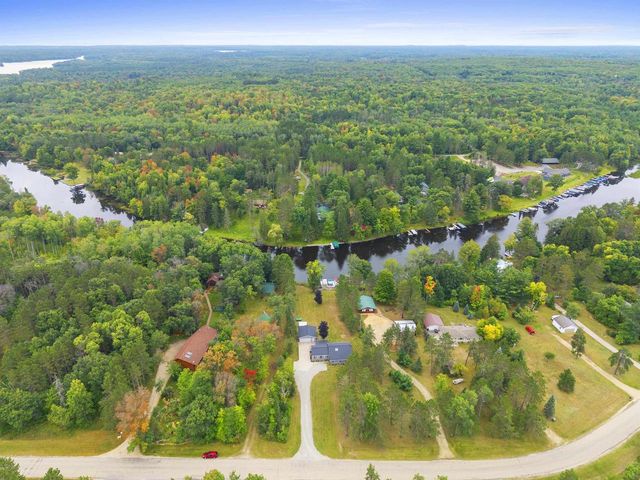 W12235 EAGLE ROAD, Crivitz, WI 54114