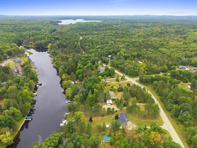 W12235 EAGLE ROAD, Crivitz, WI 54114