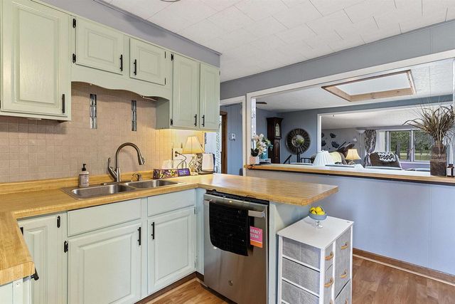 W12235 EAGLE ROAD, Crivitz, WI 54114