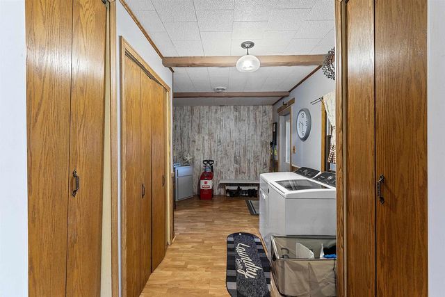 W12235 EAGLE ROAD, Crivitz, WI 54114