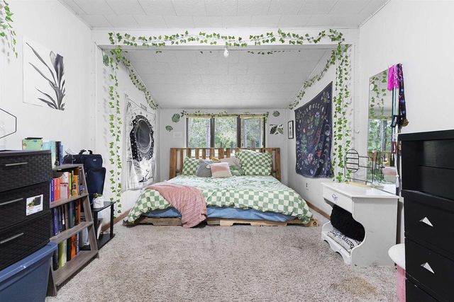 W12235 EAGLE ROAD, Crivitz, WI 54114