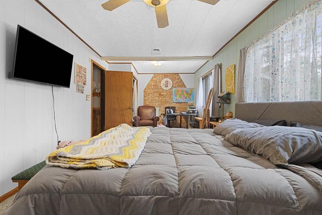 W12235 EAGLE ROAD, Crivitz, WI 54114