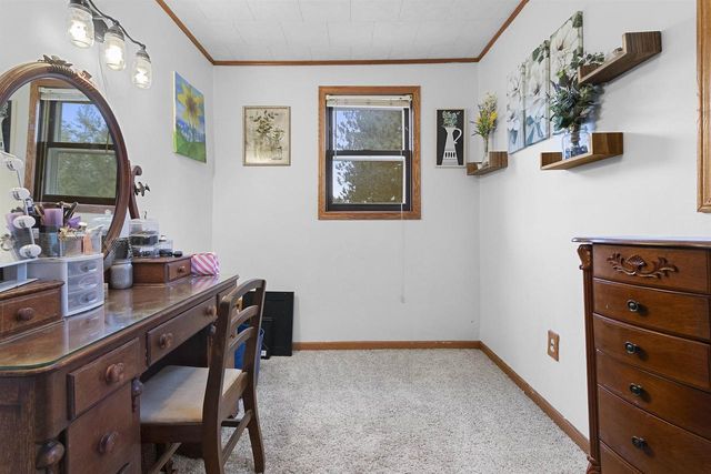 W12235 EAGLE ROAD, Crivitz, WI 54114