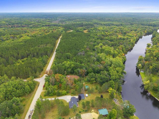 W12235 EAGLE ROAD, Crivitz, WI 54114