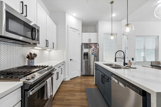 9009 Wellspring Drive, Houston, TX 77080