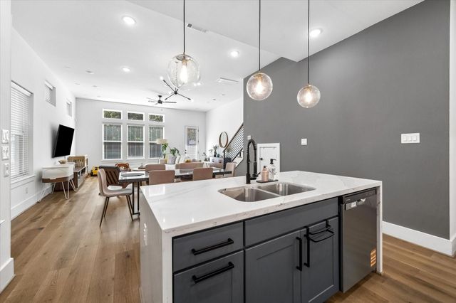 9009 Wellspring Drive, Houston, TX 77080