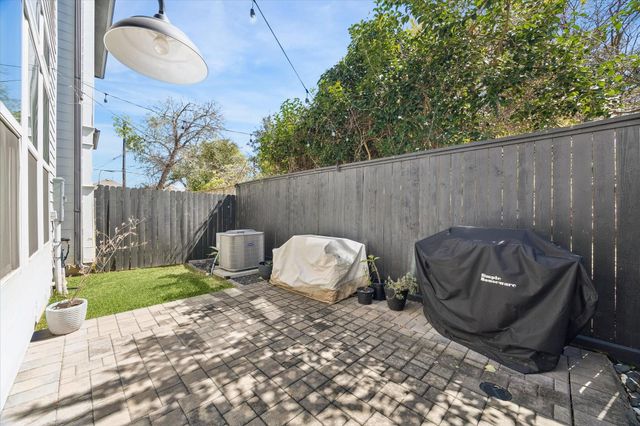 9009 Wellspring Drive, Houston, TX 77080
