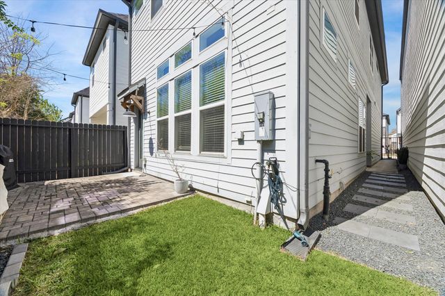 9009 Wellspring Drive, Houston, TX 77080