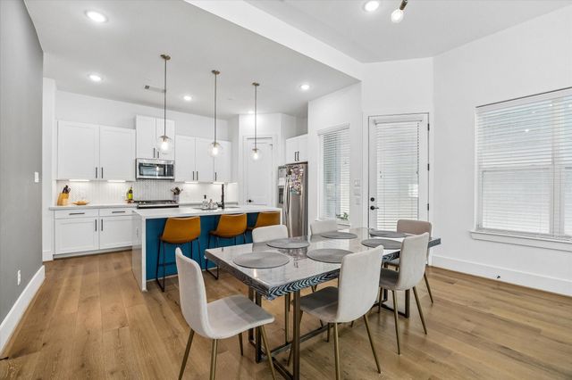9009 Wellspring Drive, Houston, TX 77080