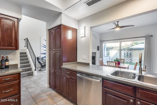 7932 E JOSHUA TREE Lane, Scottsdale, AZ 85250