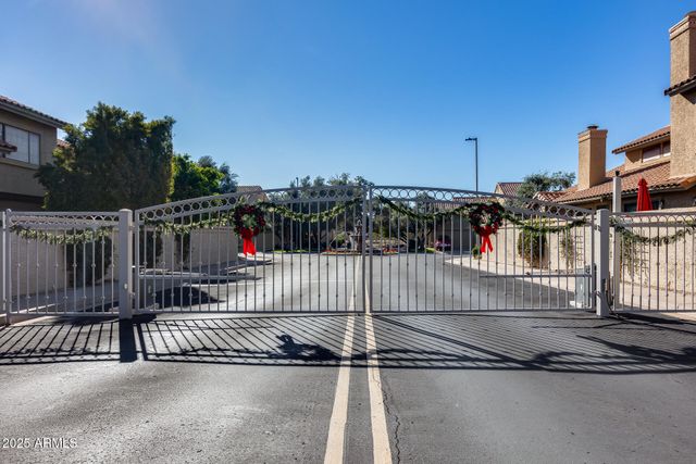 7932 E JOSHUA TREE Lane, Scottsdale, AZ 85250