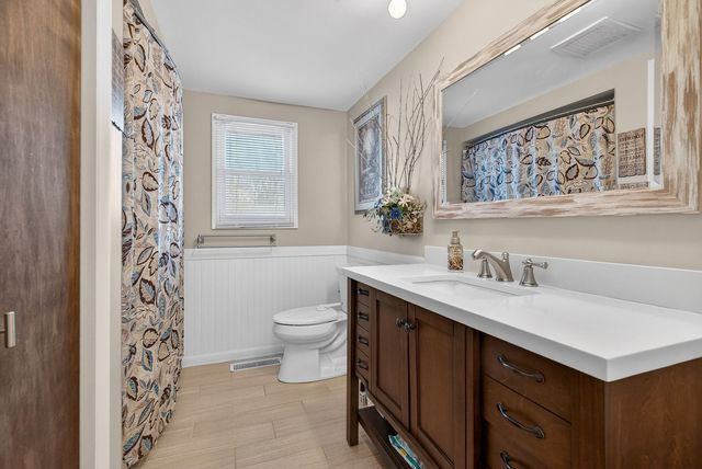 2408 Meridian Drive, Joliet, IL 60431