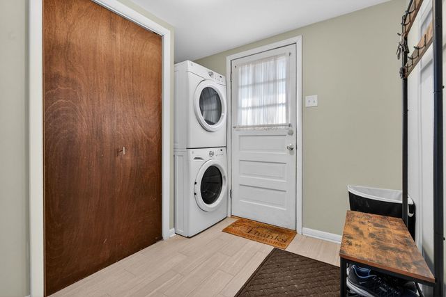 2408 Meridian Drive, Joliet, IL 60431