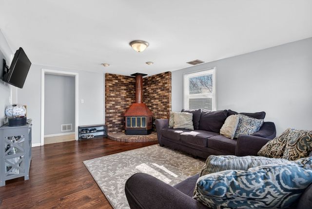 2408 Meridian Drive, Joliet, IL 60431