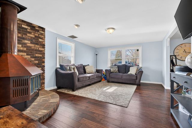 2408 Meridian Drive, Joliet, IL 60431