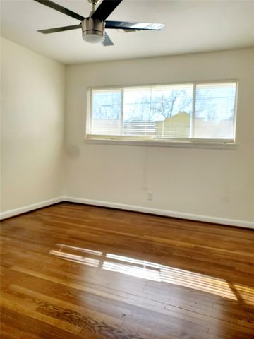 7953 Ridgeview Drive, Houston, TX 77055