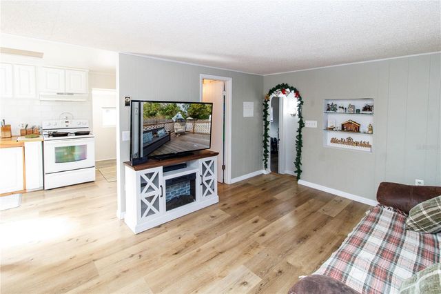 5127 YEARLING AVENUE, Weeki Wachee, FL 34607