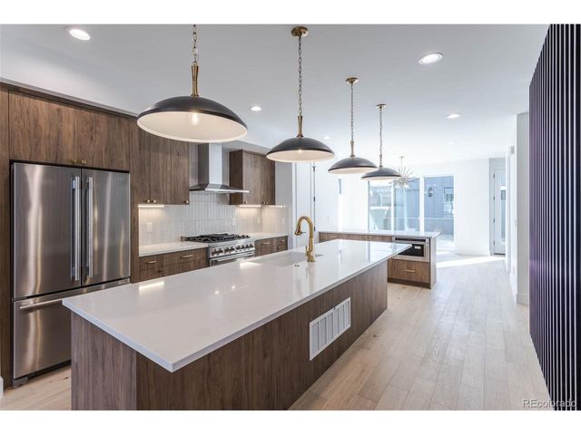 2660 S Acoma St, Denver, CO 80223