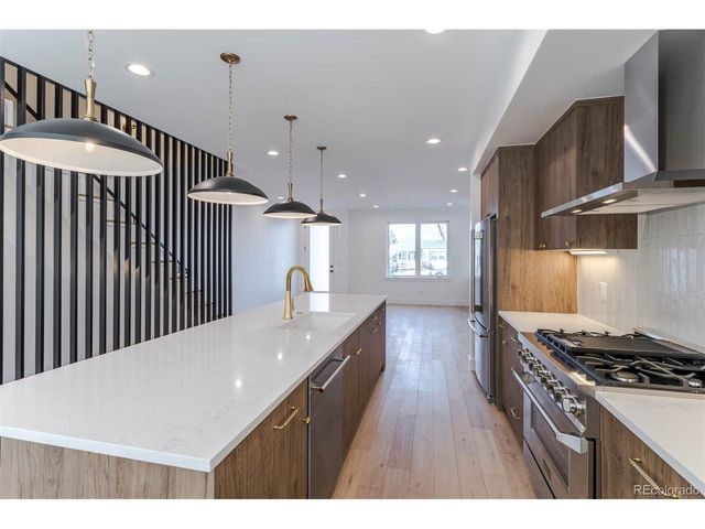 2660 S Acoma St, Denver, CO 80223