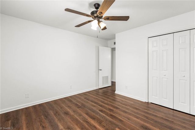 3824 Country Club Road D, Winston-salem, NC 27104