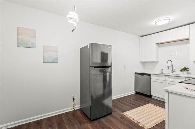 3824 Country Club Road D, Winston-salem, NC 27104