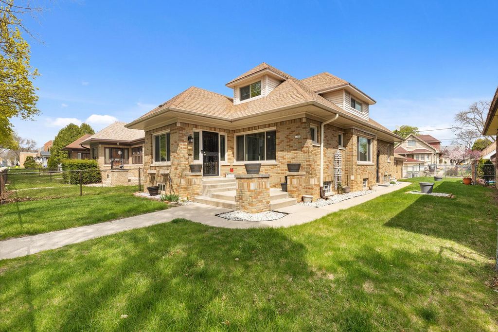 4230 25th STREET, Milwaukee, WI 53209
