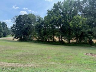 2 Ranch Road, Hernando, MS 38632