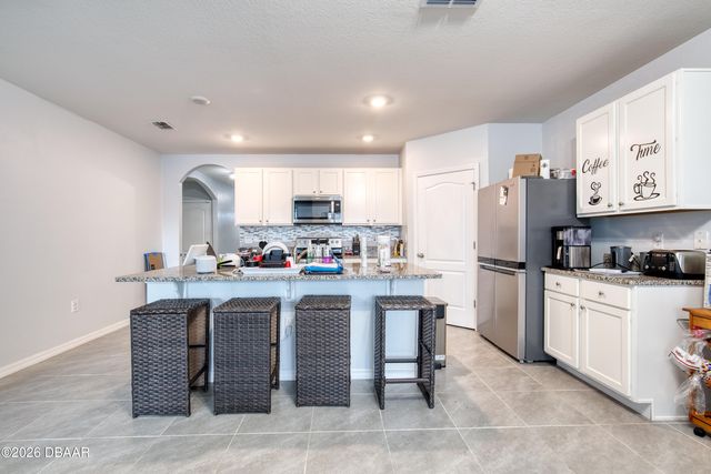 725 N Firwood Drive, Deltona, FL 32725