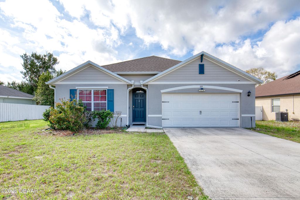 725 N Firwood Drive, Deltona, FL 32725