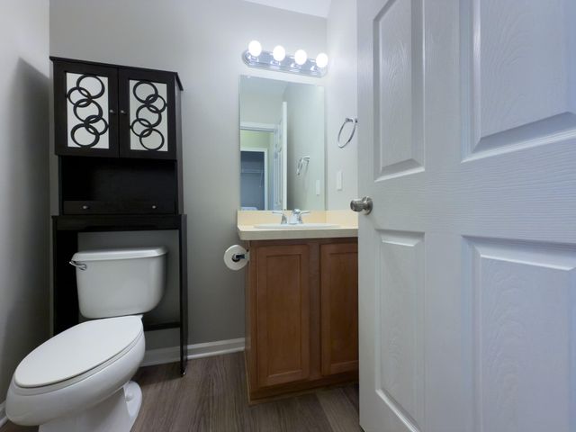 187 Center Boulevard, Wixom, MI 48393