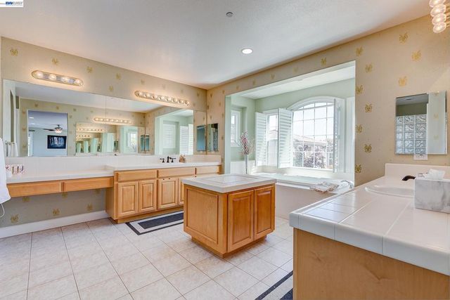 4951 GRAYHAWK CT, Dublin, CA 94568